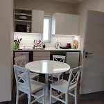Galagonya Apartment Zamardi