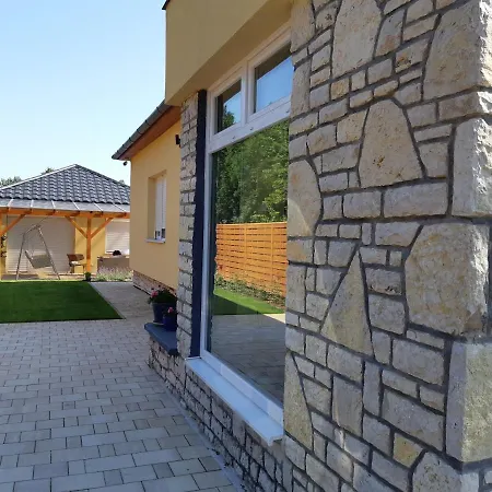Galagonya Apartman * Zamardi